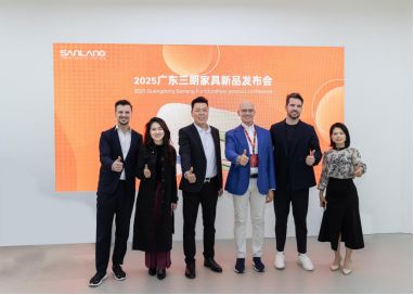 餐桌椅闪耀广州家博会创新设计摘双奖！CQ9电子游戏网站三朗FINN系列(图3)